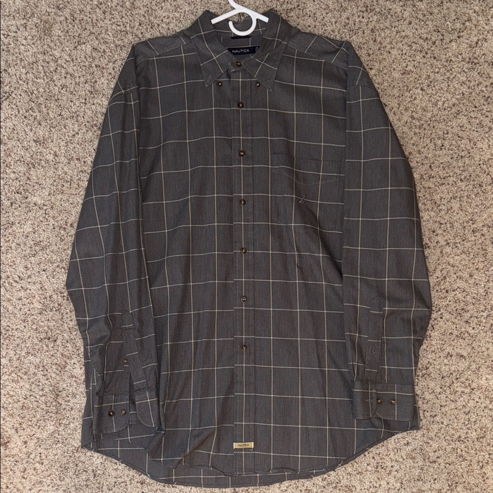Nautica Men's Gray Plaid Button Down Shirt